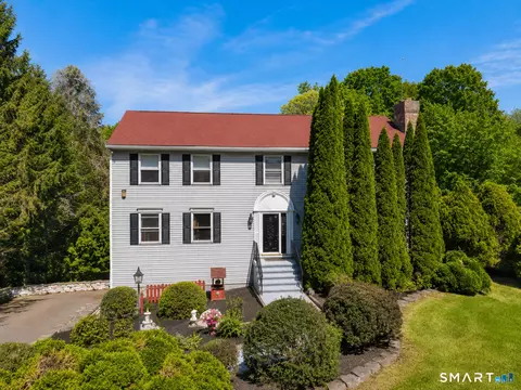 541 Middlebury Rd, Watertown, CT 06795
