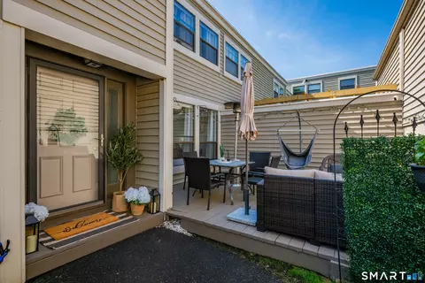 33 Stevens Pl #33, Rocky Hill, CT 06067