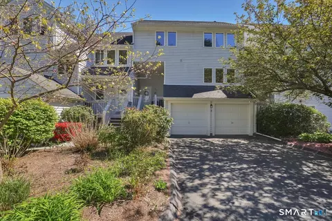 19 Camille Ln #19, Canton, CT 06019