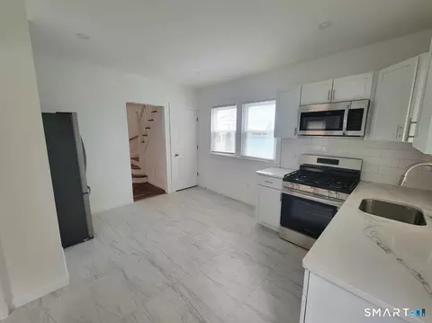 Kitchen - 82 Helen St, Hamden, CT 06514 photo 2 of 3