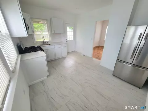 Kitchen - 82 Helen St, Hamden, CT 06514 photo 3 of 3