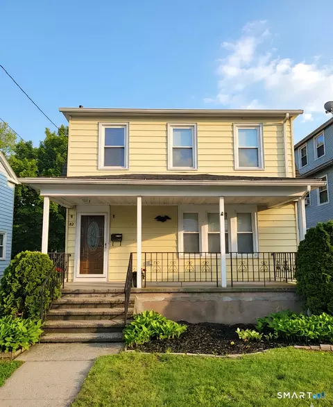 82 Helen St, Hamden, CT 06514