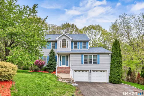 88 Hempel Dr, Wolcott, CT 06716
