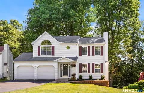 163 Dora Dr, Middletown, CT 06457
