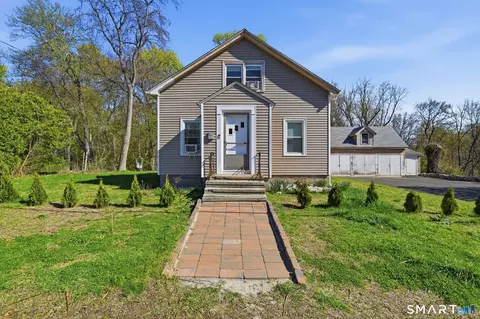 10 Parker St, Enfield, CT 06082