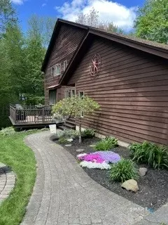 Exterior - 72 Pinnacle Rd, Ellington, CT 06029 photo 7 of 7