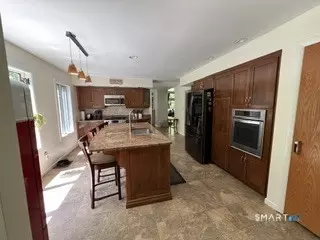 Kitchen - 72 Pinnacle Rd, Ellington, CT 06029 photo 1 of 3