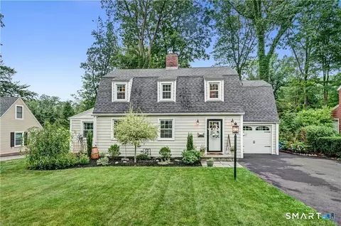 80 Knollwood Rd, North Haven, CT 06473
