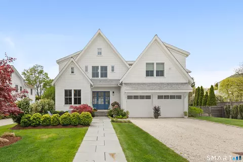 15 Roosevelt Rd, Westport, CT 06880