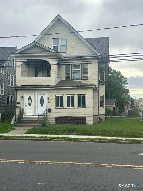 99-101 Campfield Ave, Hartford, CT 06114