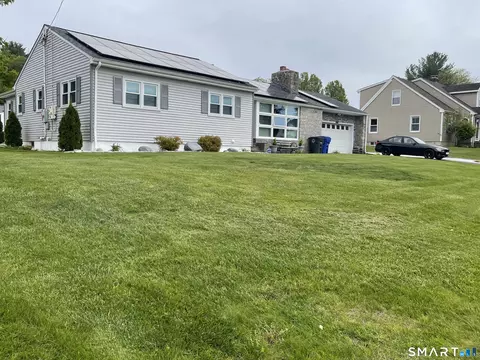 289 Pineridge Rd, Torrington, CT 06790