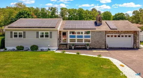289 Pineridge Rd, Torrington, CT 06790