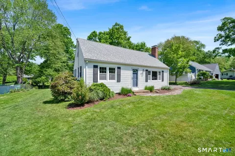 27 Russell Dr, Vernon, CT 06066