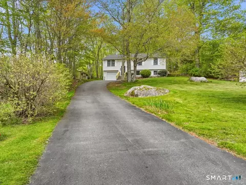 161 Deerfield Ridge Dr, Mystic, CT 06355