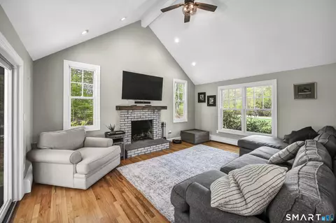 Living - 45 Milano Pond Dr, Madison, CT 06443 photo 1 of 4