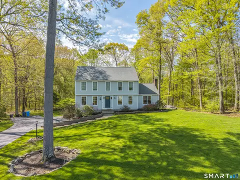 45 Milano Pond Dr, Madison, CT 06443