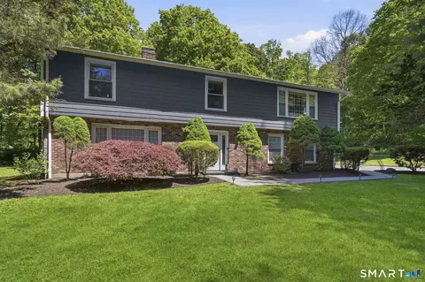 22 Cobblestone Pl, Wilton, CT 06897