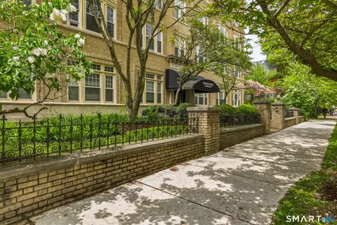 548 Orange St #302, New Haven, CT 06511