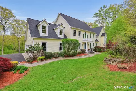 8 Lewis Rd, Marlborough, CT 06447