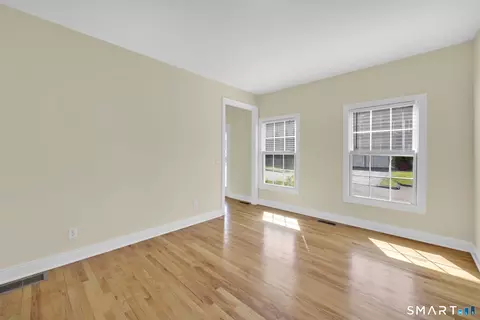 Living - 3 Stonecroft Way #3, Monroe, CT 06468 photo 5 of 7