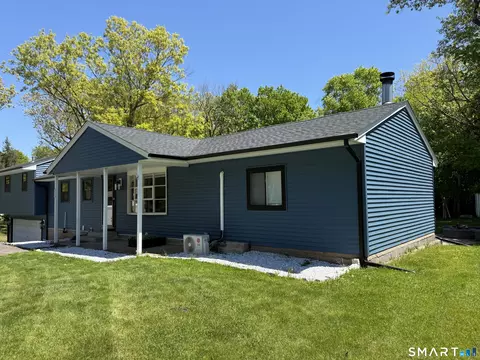 16 Crestview Ter, Wallingford, CT 06492
