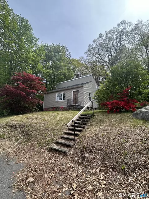 231 Patterson St, Torrington, CT 06790