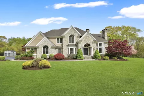 76 Mustang Dr, Monroe, CT 06468