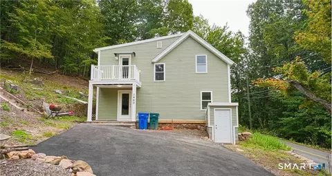 1460 Mount Carmel Ave, Hamden, CT 06518