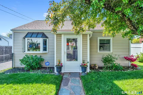 57 Terrace St, New Haven, CT 06512
