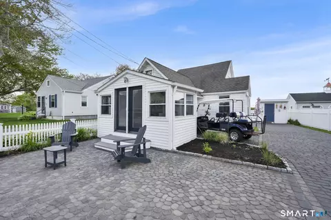 96 Chalker Beach Rd, Old Saybrook, CT 06475