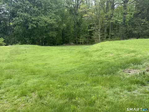 5 Bungay Ter, Seymour, CT 06483