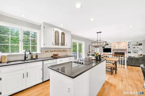 Kitchen - 11 Benjamin Rd, Ellington, CT 06029 photo 3 of 4