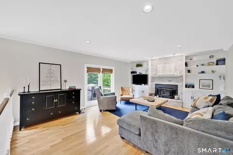 Living - 11 Benjamin Rd, Ellington, CT 06029 photo 3 of 5
