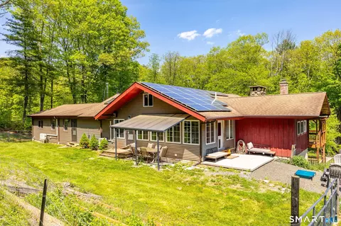 250 Center Hill Rd, Barkhamsted, CT 06063