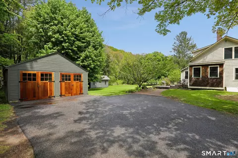 349 Litchfield Rd, New Milford, CT 06776
