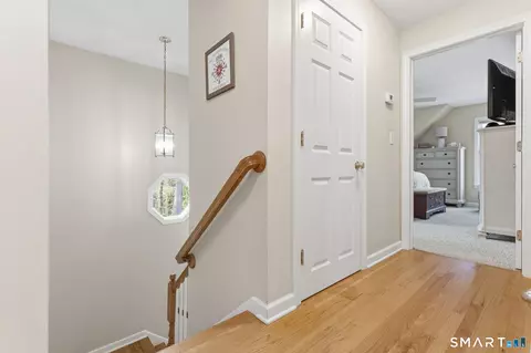 Entry Way - 25 Forest Rd, Niantic, CT 06357 photo 2 of 2