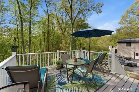 Exterior - 25 Forest Rd, Niantic, CT 06357 photo 7 of 8