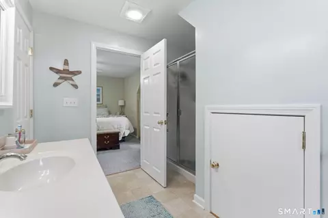 Bath - 25 Forest Rd, Niantic, CT 06357 photo 3 of 5