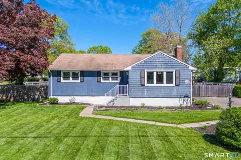 236 Hillcrest Ave, Newington, CT 06111