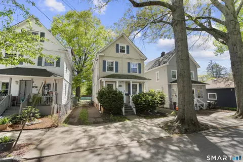 8 W Read St, New Haven, CT 06511
