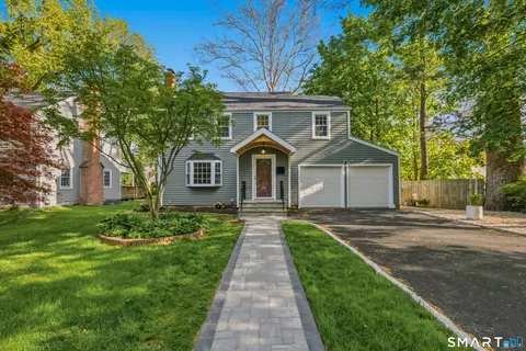 69 Linbrook Rd, West Hartford, CT 06107