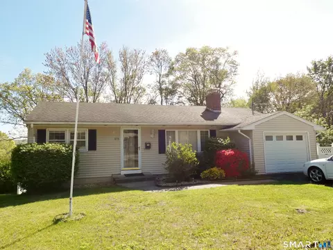 433 Gaylord Dr, Waterbury, CT 06708