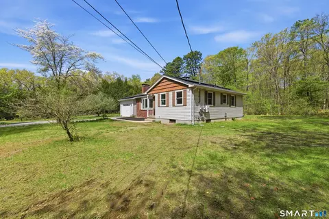 Exterior - 46 Taos Dr, Killingly, CT 06239 photo 5 of 5