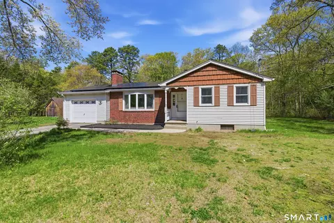 Exterior - 46 Taos Dr, Killingly, CT 06239 photo 2 of 5