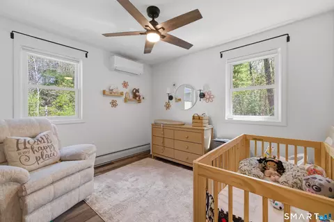 Bedroom - 46 Taos Dr, Killingly, CT 06239 photo 2 of 5