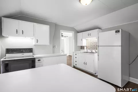 Kitchen - 40 Prospect St, Windsor, CT 06095 photo 4 of 4
