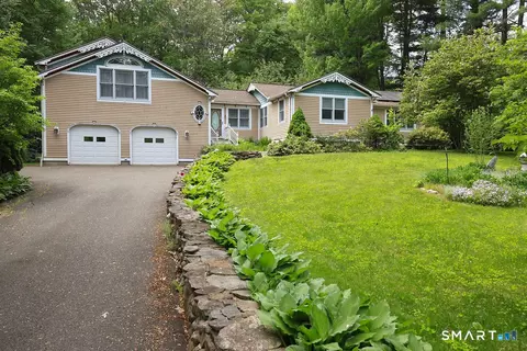 7 Glenbrook Dr, Simsbury, CT 06092