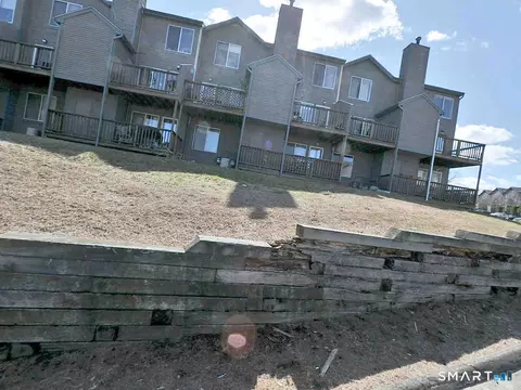 1423 Quinnipiac Ave #710, New Haven, CT 06513