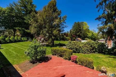 Exterior - 127 Stillwold Dr, Wethersfield, CT 06109 photo 3 of 6