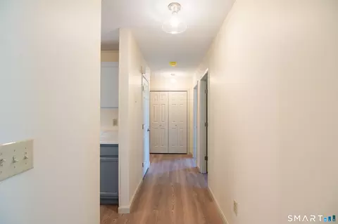 Entry Way - 49 Canterbury Rd #E, Plainfield, CT 06374 photo 2 of 2